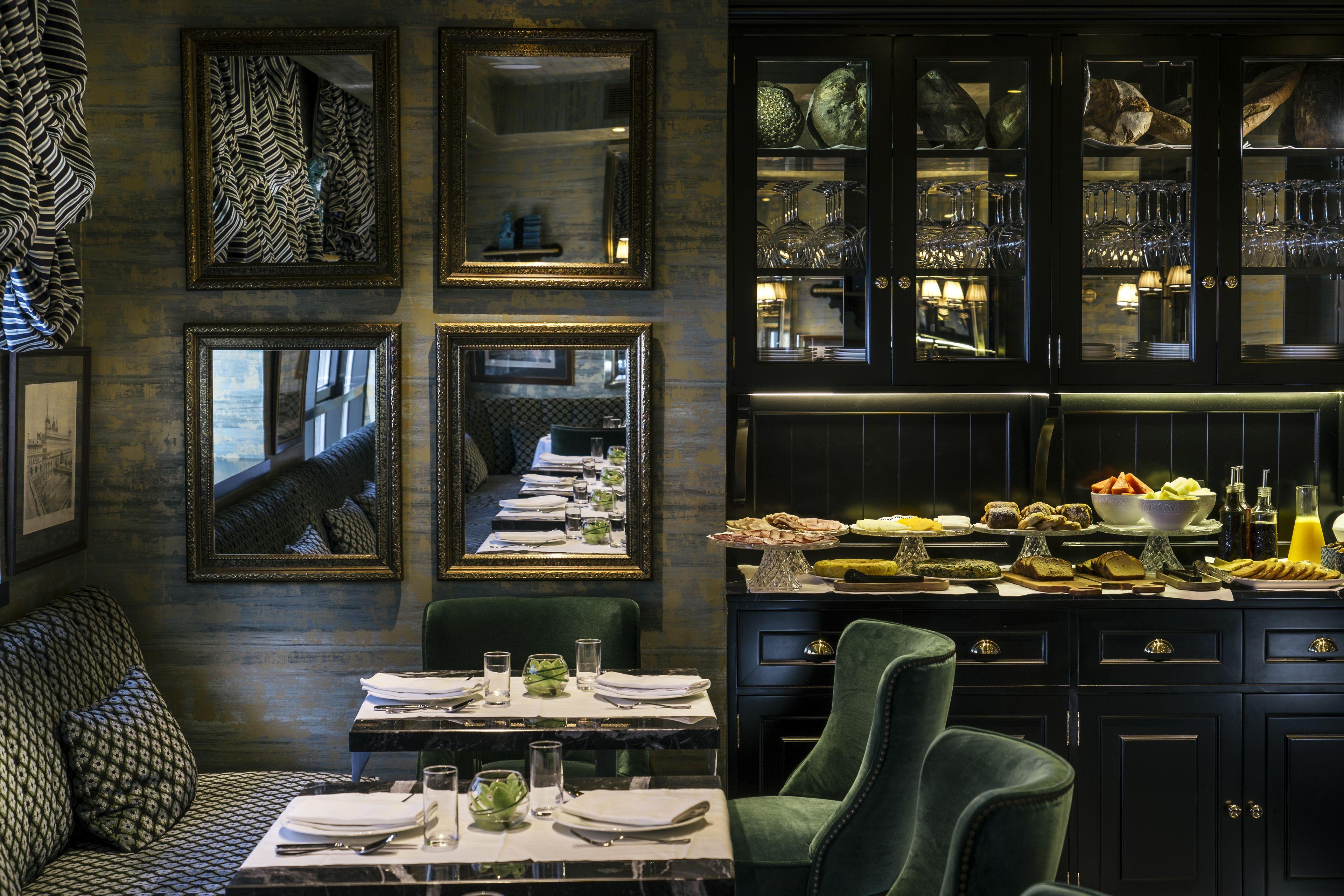 The First One Madrid Preciados (Adults Only) — Fotos 1
